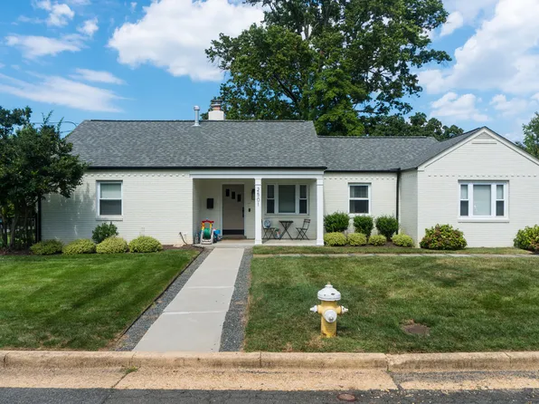 2501 Crest St, Alexandria, VA 22302