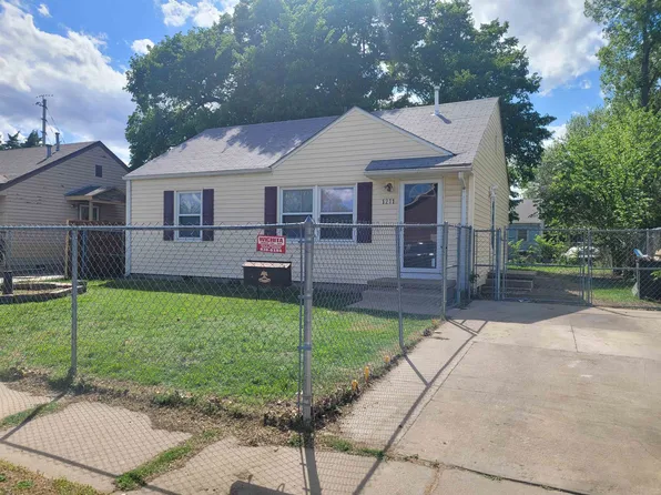 1211 N Hydraulic St, Wichita, KS 67214