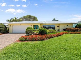 7109 Westmoreland Dr, Sarasota, FL 34243