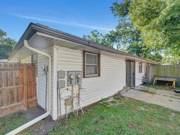 3242 Y St, Lincoln, NE 68503