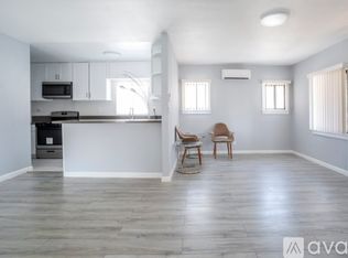 583 Hargrave St, Inglewood, CA 90302