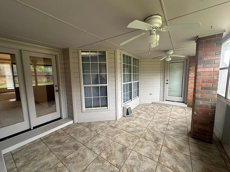 5524 Woodmont Dr — Photo 56