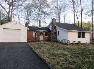 18 Alder Rd, Mahopac, NY 10541