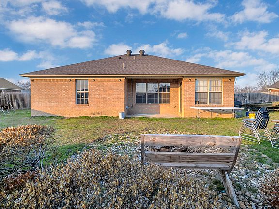 3rd image of 3335 Antietam Dr