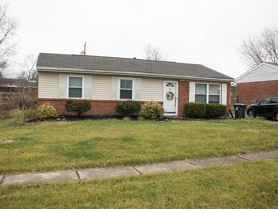 1st image of 42 Plymouth Ln