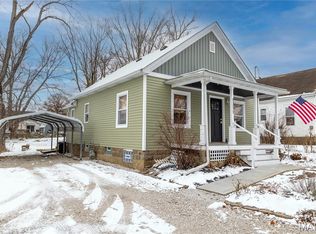 1311 Center St, Hillsboro, IL 62049