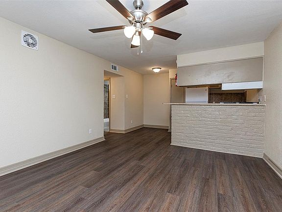 2nd image of 1840 Richmond Ave APT 6