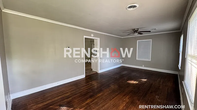 3 bed, 1.0 bath, 1180 sqft, $1,295 — Photo 2