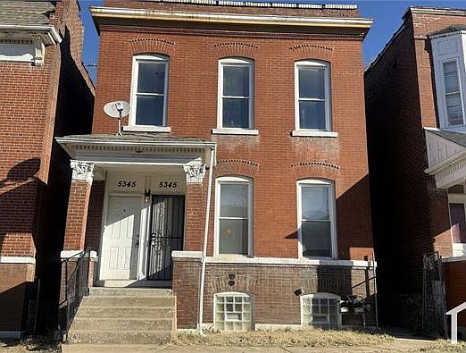 1st image of 5345 Wells Ave #2F
