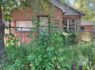 805 & 807 Isaac St, Henderson, TX 75652