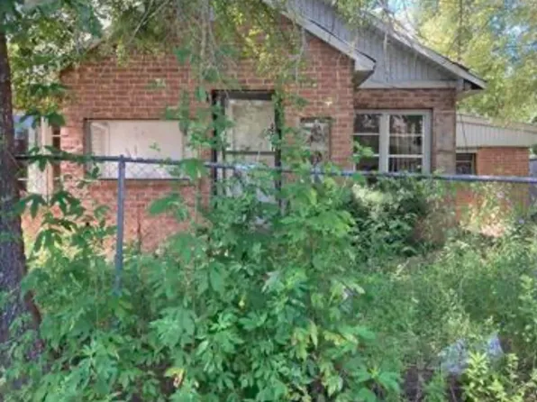 805 & 807 Isaac St, Henderson, TX 75652