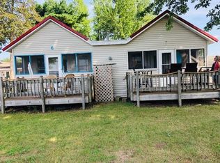 983 W North Shore Dr, Montello, WI 53949