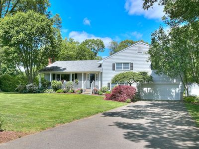 85 Oakridge Road, Trumbull, CT, 06611