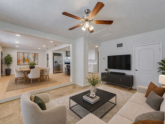 5th image of 470 Dresden Dr