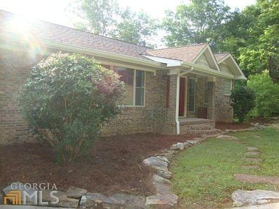 1st image of 470 Riverhaven Ln