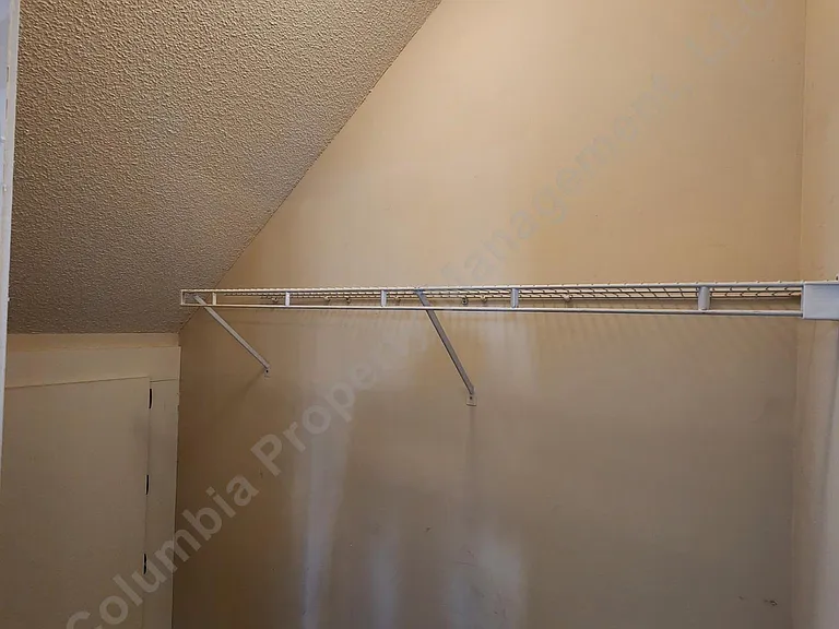 1003 Sweet Thorne Ct — Photo 16