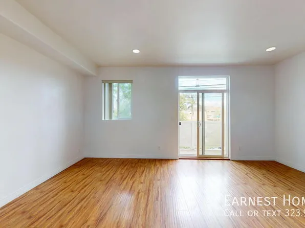 11622 Oxnard St, North Hollywood, CA 91606