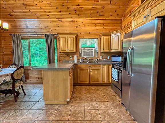 4th image of 850 W Hunters Park Drive