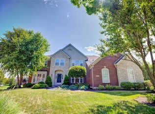 1724 Heritage Lake Dr, Dayton, OH 45458