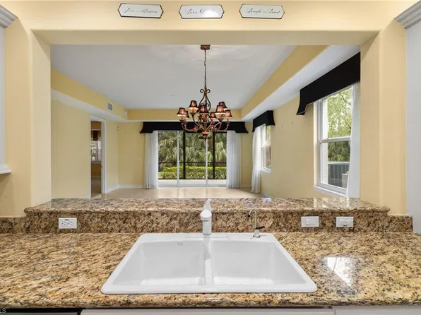 6073 Ashford LN #802, NAPLES, FL 34110