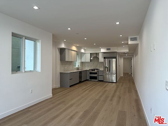 2nd image of 9842 W Vidor Dr #102