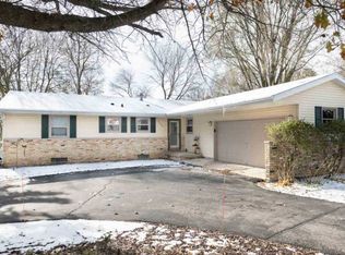 1333 Holtan Rd, Stoughton, WI 53589