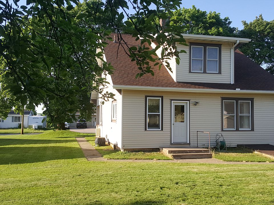 1st image of 729 E Margaret St