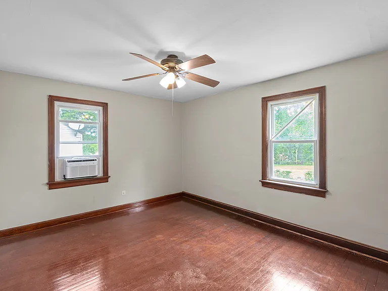 7007 Paisley Dr — Photo 12
