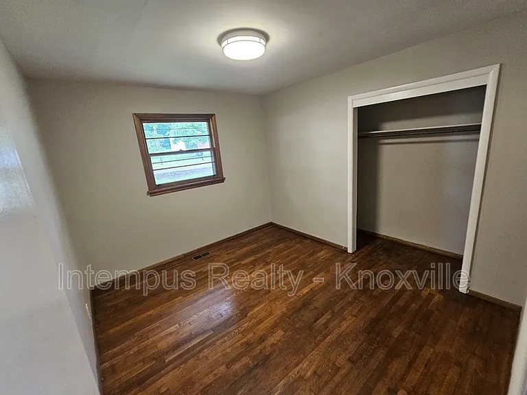 2000 Nandina Dr — Photo 12