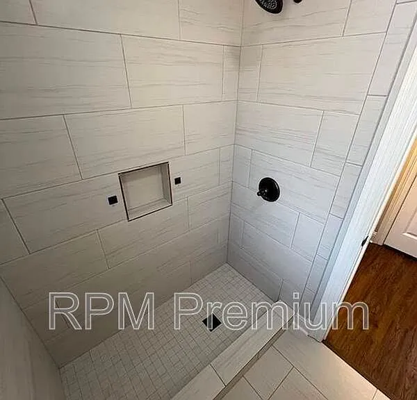 13235 Country Park Ave — Photo 27