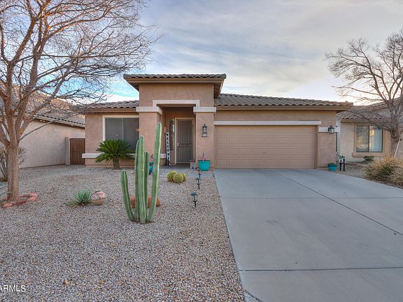 2nd image of 41 E MACAW Court
