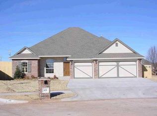 829 Cabillo, Mustang, OK 73064
