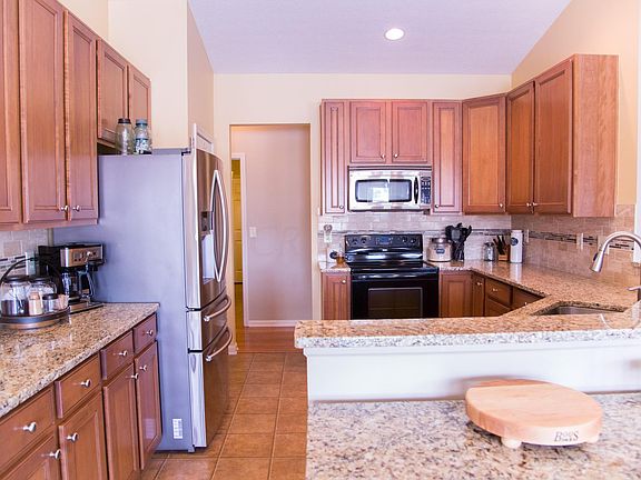 4th image of 116 Bishop Dr