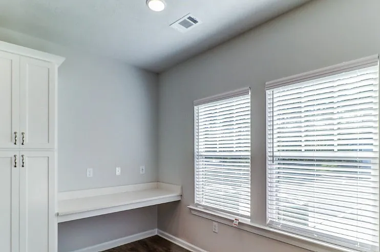 Brighton Park Apartments — Photo 23