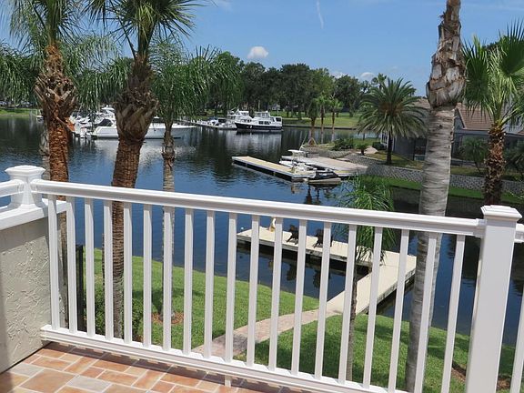 5th image of 13753 Chatsworth Ln