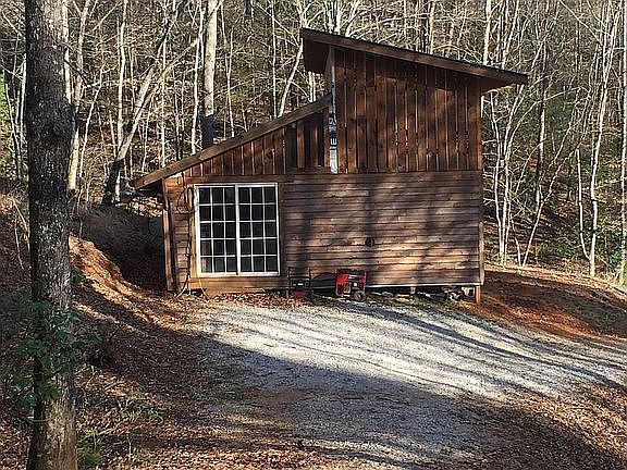 4th image of 3929 Parker Padgett Rd