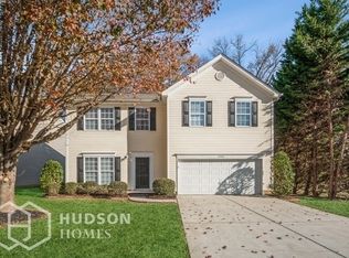 2302 Equestrian Dr, Matthews, NC 28105