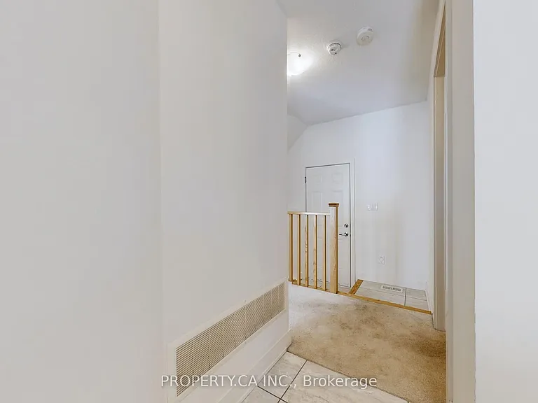 13 Mogul Rd — Photo 25
