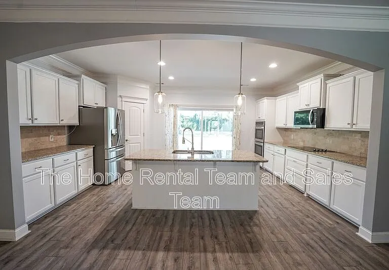 425 Wicklow Dr — Photo 7
