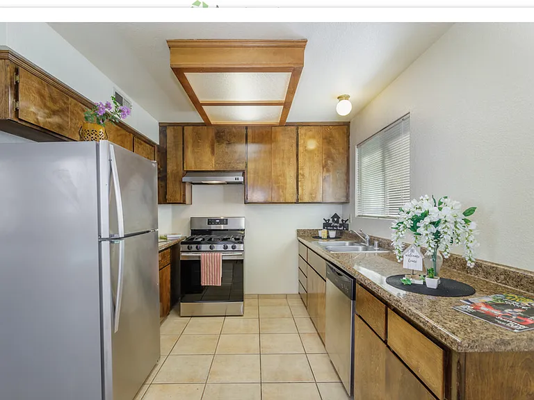 Regency Townhomes — Photo 1