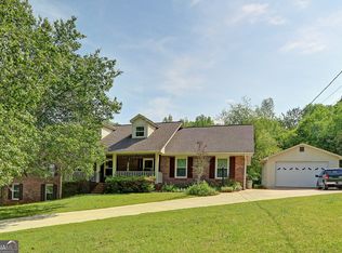 85 Creekside Ln, Covington, GA 30016