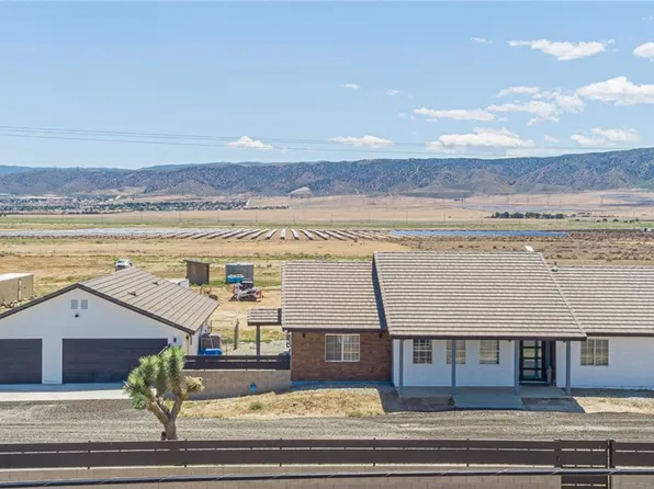 7554 W Avenue J, Lancaster, CA 93536