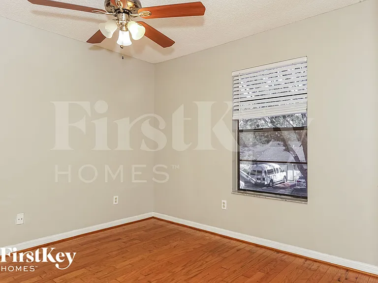1315 Wilderness Ln — Photo 12