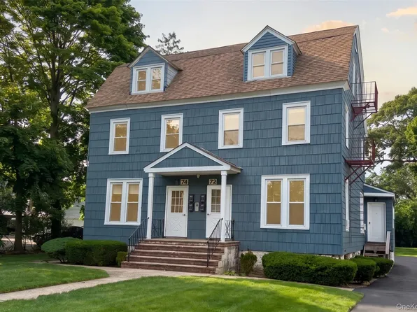 72-74 Pearsall Ave, Freeport, NY 11520