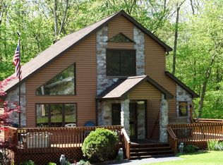 225 Pope Ter, Mountain Top, PA 18707