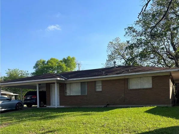 2224 Greenway Dr, Alexandria, LA 71301