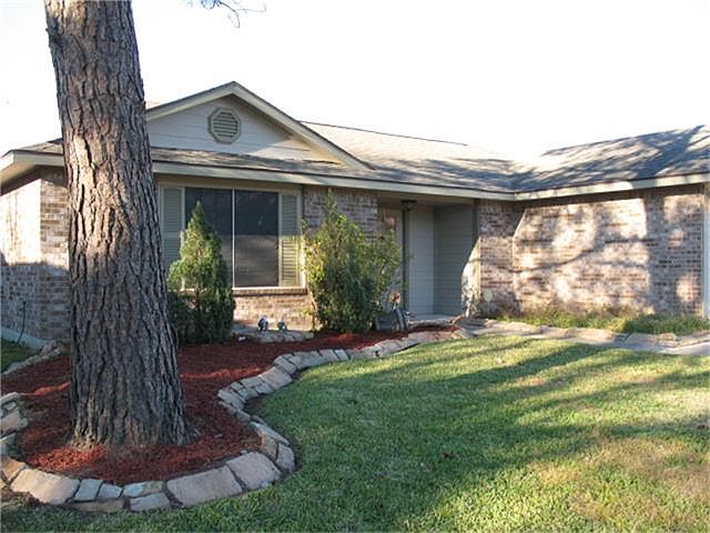 1st image of 2804 Jeb Stuart Dr