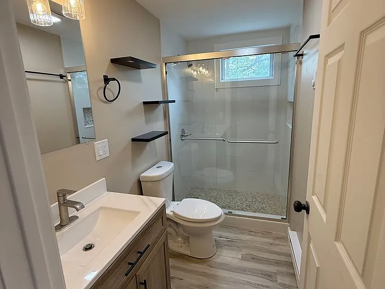 260-262 Oxford St — Photo 19