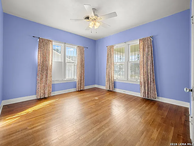 1627 Schley Ave — Photo 19