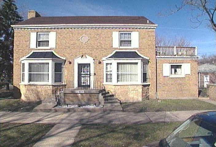 1st image of 8059 S Crandon Ave